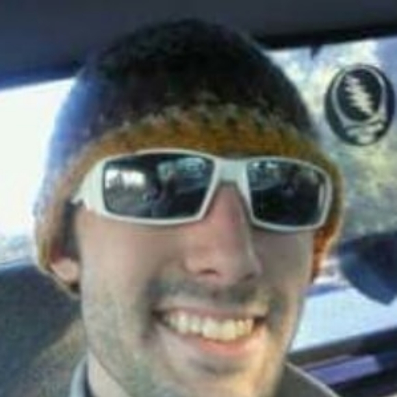 Meet your Posher, Josh - Picture 2 of 8